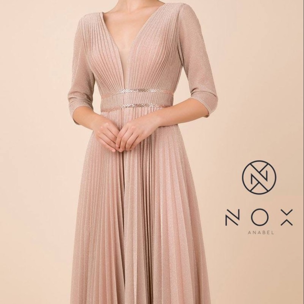 Beautiful Classic A-Lined glittery pleated gown